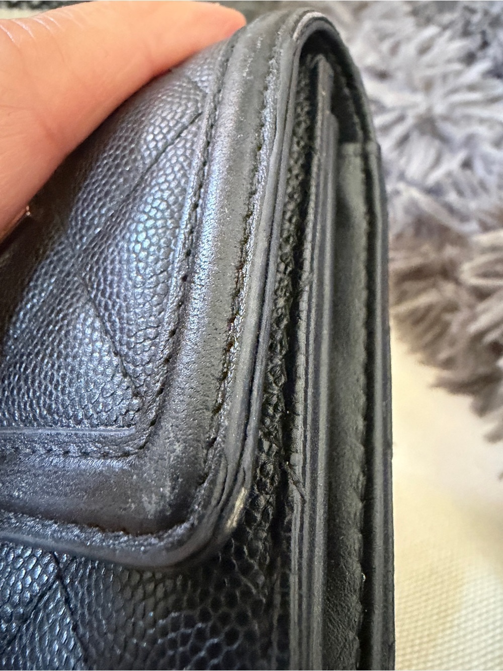 Authentic CHANEL Filigree Caviar Compact Wallet - Picture 7 of 16